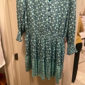 Vineyard vines dress - size large